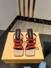 Picture of Versace Shoes _SKUVersacesz35-401020388.5CMF0901